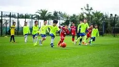 陈雨菲羽毛球赛轻松击败吴堇溦，成功挺进女单八强