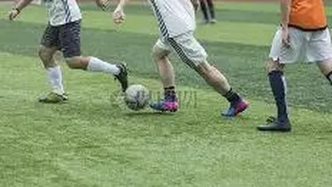 戴维斯半场神勇后半场哑火，开场15分钟颗粒无收